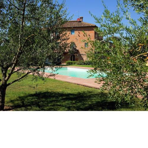 Magnificent Villa in Cortona with Swimming Pool