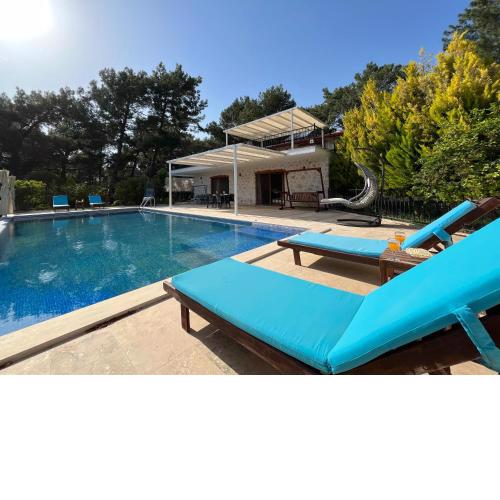 Magnificent Villa with Private Pool in Nature for 6 People, Antalya Kaş - Awz123