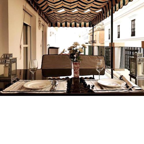 MAGNÍFICO ÁTICO PLENO CENTRO. Terraza 60m. Climatizado, Garaje