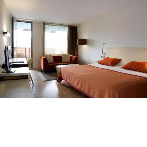 Magnolia Hotel - Adults Only