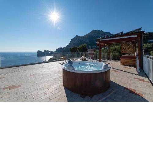 MAIN Roof Terrace Apartment