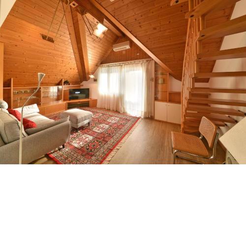 Mainardo Suite