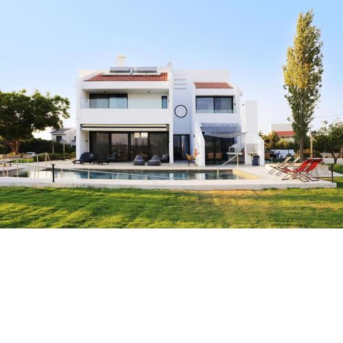 Maison A Rhodes with 66m2 heated pool