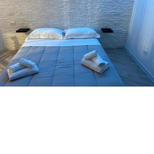 MAISON CHIC