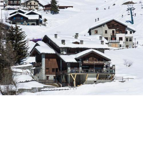 Maison Cly