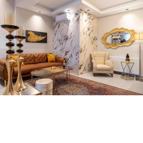 Maison De Luxx A8 Central