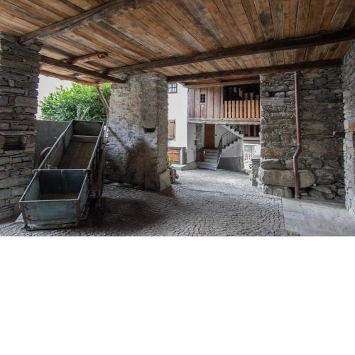 Maison De Meuny