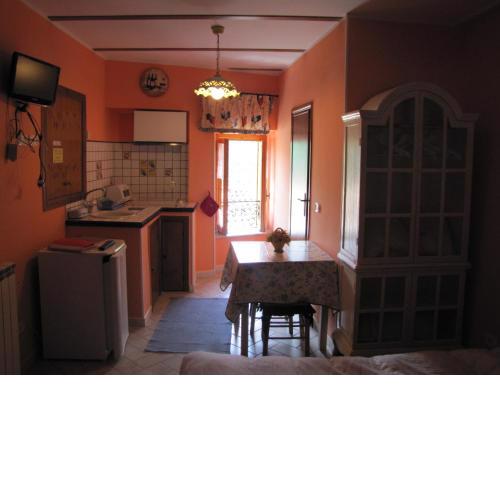 Maison Dina