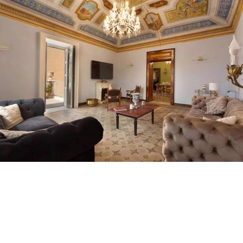 Maison Dorée