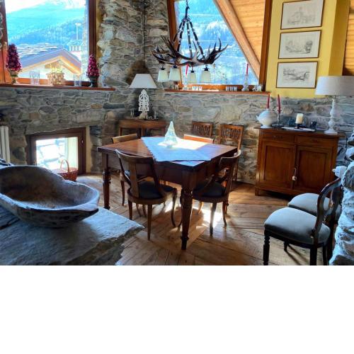 Maison Fort Bovet #Bluchalet