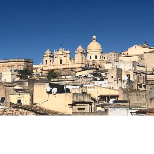 Maison Stella Noto