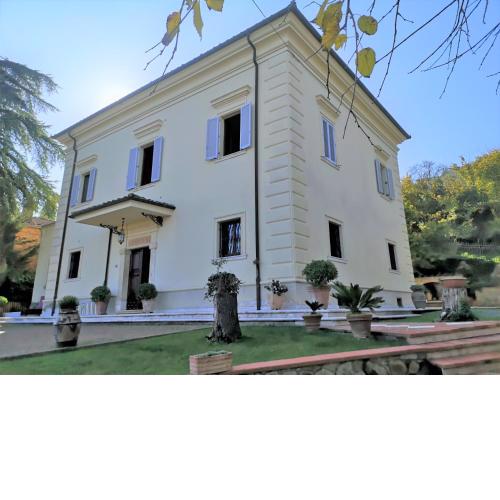 Maison Tuscany Bed&Breakfast