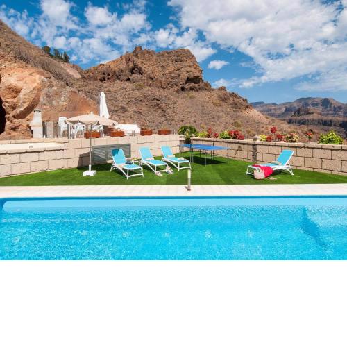 Majestic Villa Monte Leon for 6 + 6