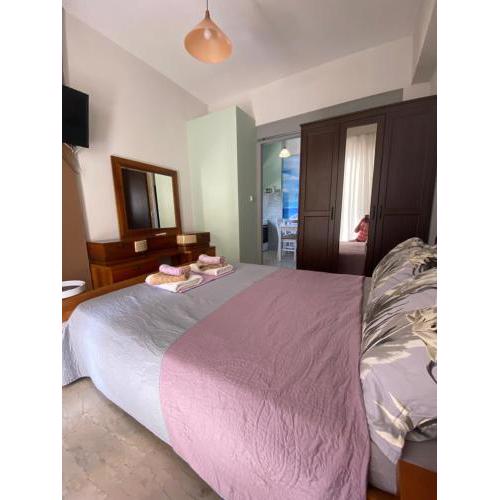 Maki Apartment