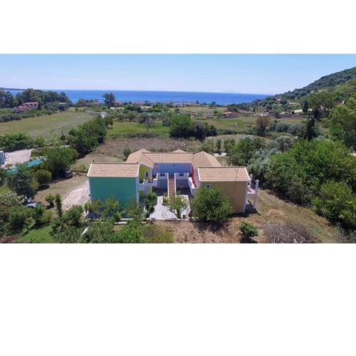Makis Lighthouse 10
