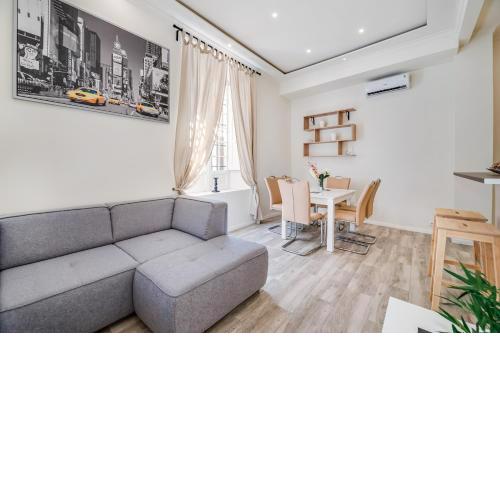 Malaga Center Suite