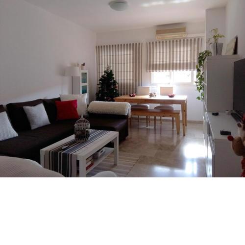 Málaga Habitación en Apartamento Carlos Haya