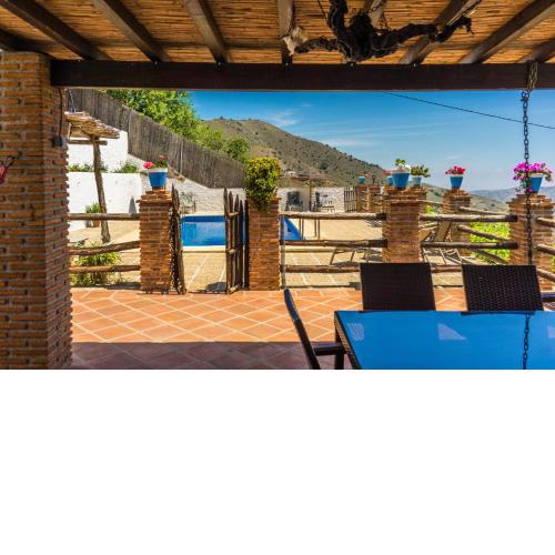 Malaga mountains winehouse with pool
