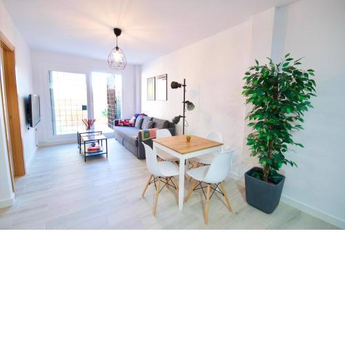 MalagaUrbanRooms - Beach & Sea
