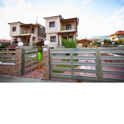 Αmalia Lux Villas