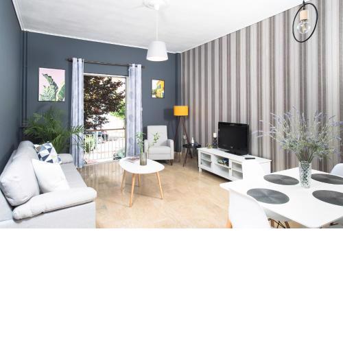 Malvina's Dream - Comfort and style-Central Aigio
