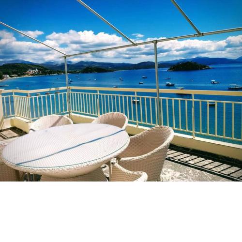 Mama Mia apartment, Tolo beachfront