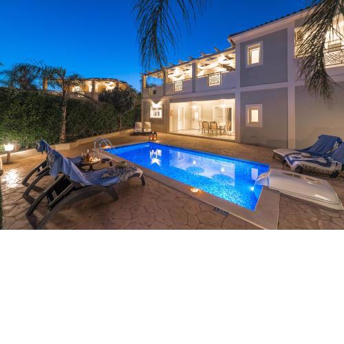 Mamfredas Luxury Resort