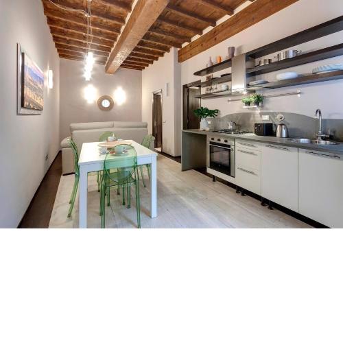 Mamo Florence - Calzaiuoli Apartment