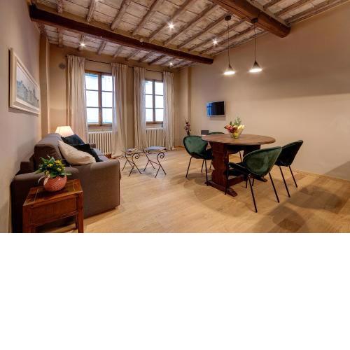 Mamo Florence - Santa Croce Apartment