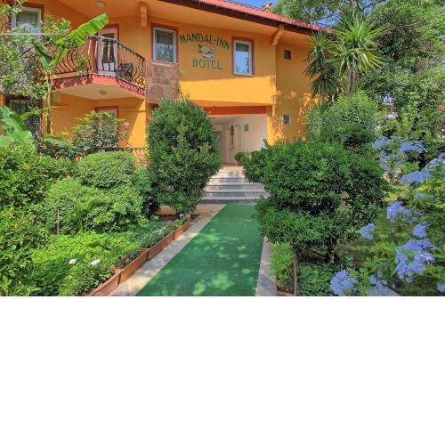 Mandalinn Hotel