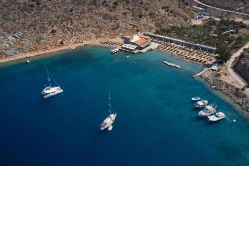 MANDRAKI BEACH RESORT