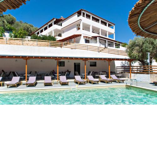 MANGO Skiathos