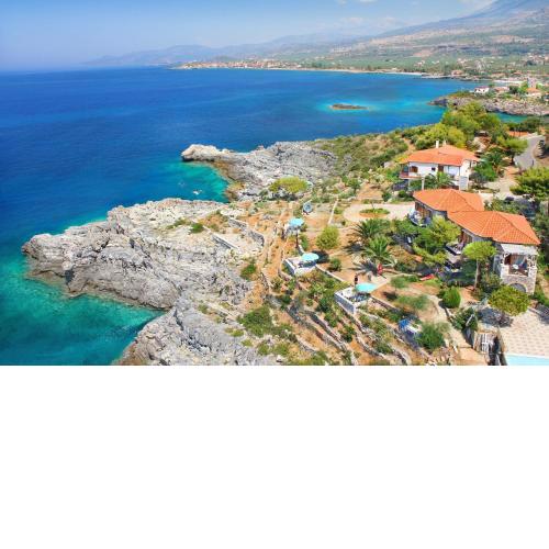 Mani Apartments Suites