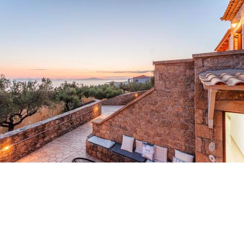 Mani Summer Escape - Spacious Home, Fully equipped