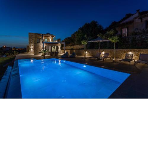 Manitennisvillas