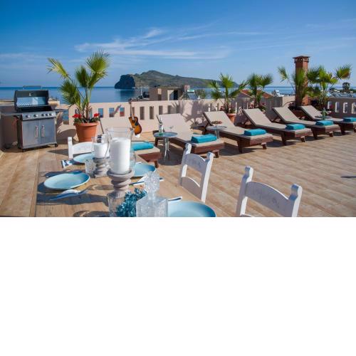 Manolia Dream Apartment 3-bedrooms 30m to the beach