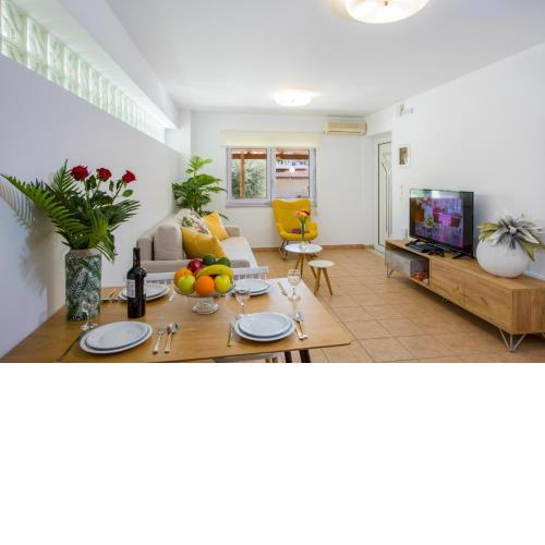 Manolia Dream Apartment 30m to the beach