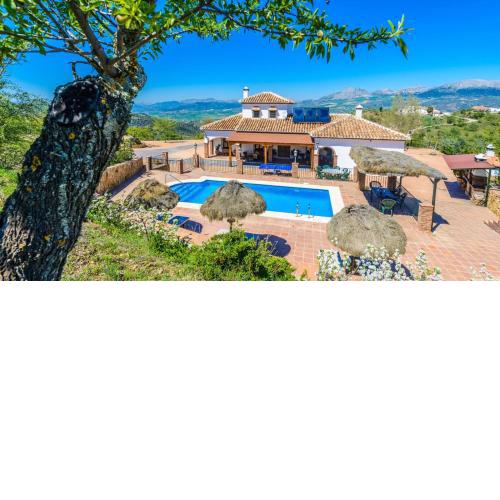 Mansion Piedras Blancas Colmenar by Ruralidays