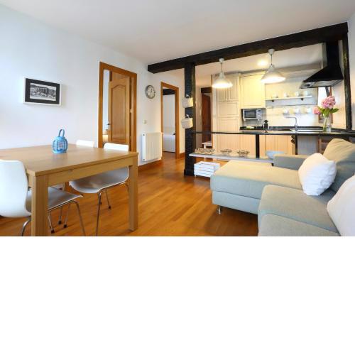 Mañuel by Smiling Rentals