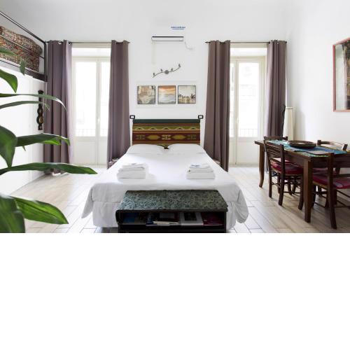 Maqueda Apartments