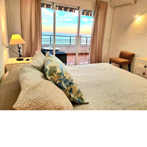 MAR y LUZ Front Sea Views Eco Apartment Fuengirola