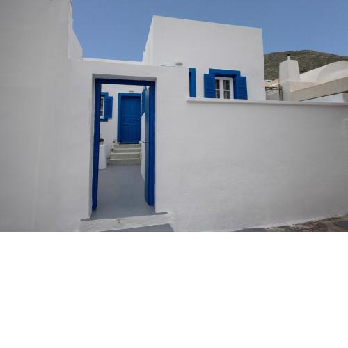 Maraki's Little House Santorini