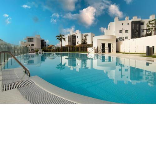 Mara's Apartments Higueron West - Like A House - Urbanization with Resort - Fuengirola