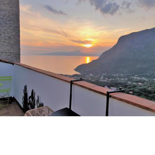MARATEA SUNSET SUITE