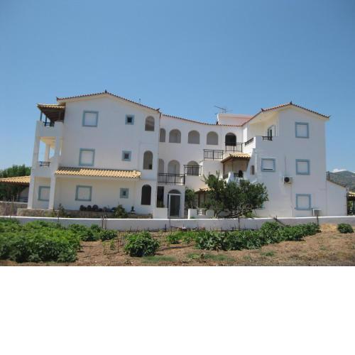 Maravelias House