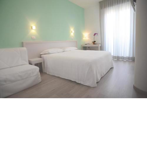 Maree Hotel
