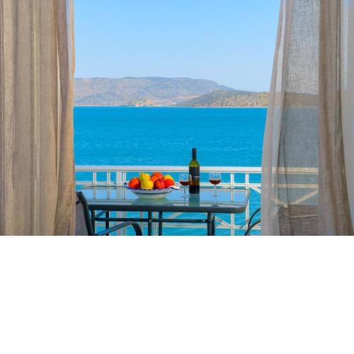 Margarita's Seafront Luxury Apartment