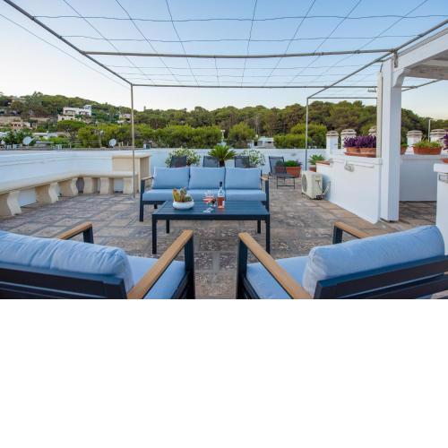 Maria Beach House - 2min walk to the beach - rooftop terrace with sea view