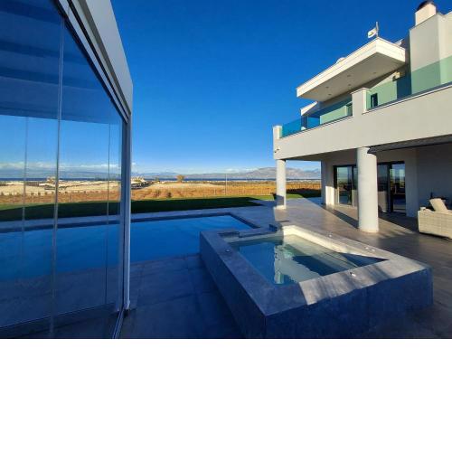 Maria Luxury Villa