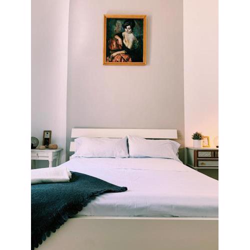 Maria Magdalena - Room 6